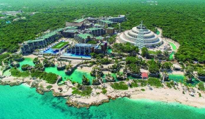Xcaret recibe 6 reconocimientos en los Travvy Awards 2023