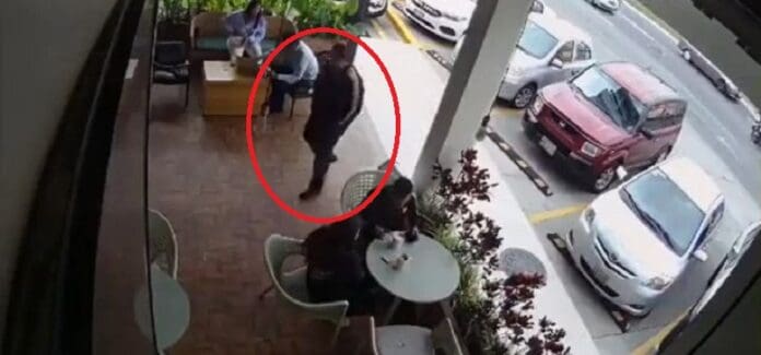 Le quitan la vida en una cafetería al subdirector de la Policía Municipal de Zapopan, Jalisco