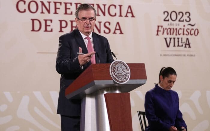 Ebrard no dejará Morena; llegó a un acuerdo con Claudia Sheinbaum