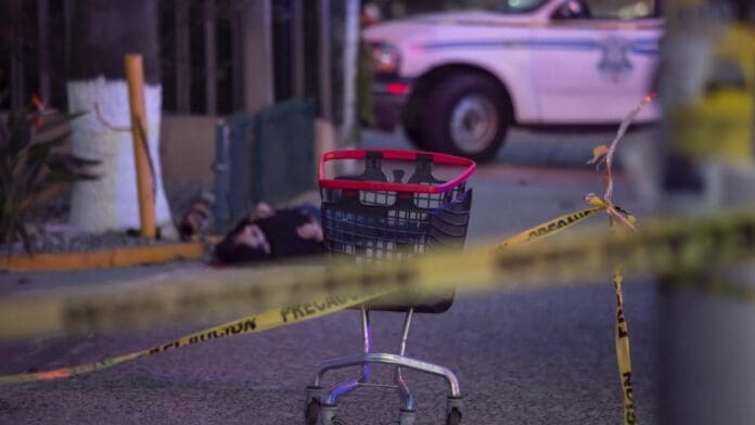 Médico le dispara a un niño en situación de calle por 