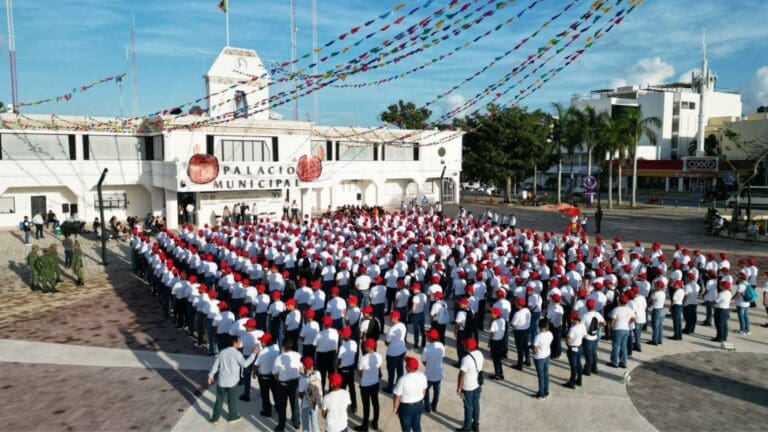 Ceremonia de Sorteo del Servicio Militar Nacional clase 2005 y remisos