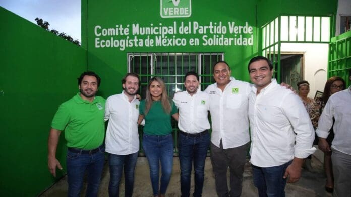 Llama Renán Sánchez a la familia verde a seguir unida para consolidar la transformación, al inaugurar la casa verde en Solidaridad