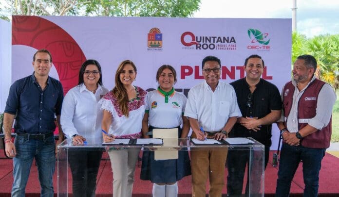 Amplía y entrega Mara Lezama aulas en CECYTE Tulum para un mejor futuro a la juventud