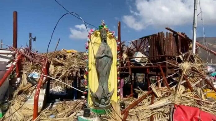 VIDEO: Estatua de virgen queda intacta tras el paso de Otis en Acapulco