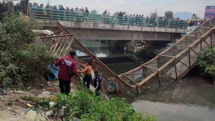 Video: Colapsa puente peatonal en Edomex; 15 personas resultaron lesionadas y dos se encuentran en estado grave