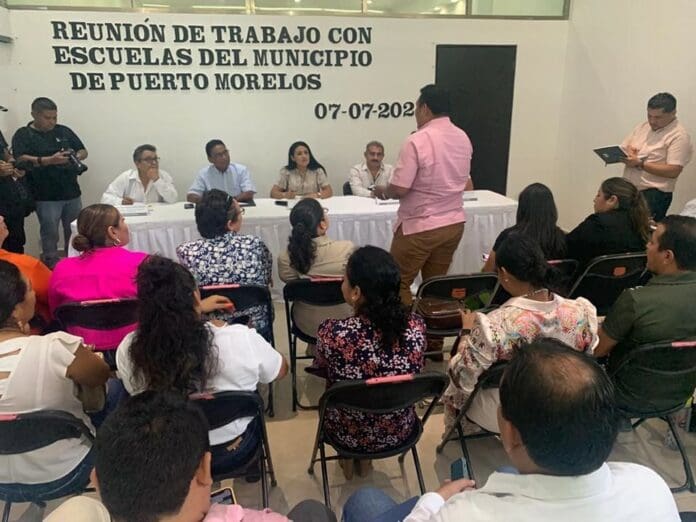 Trabaja la SEQ en el mejoramiento de la Educación en Puerto Morelos
