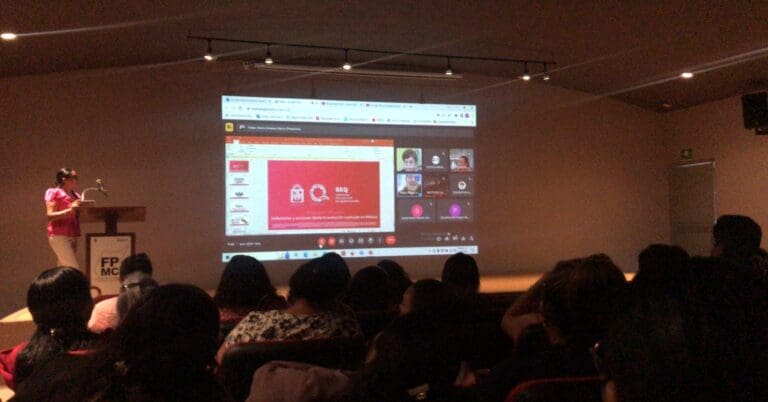 Organiza la SEQ la conferencia "Reflexiones y acciones desde la evolución curricular en México"