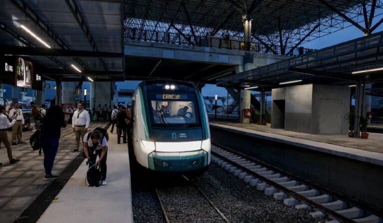 Ya se dieron a conocer los precios del Tren Maya para estudiantes, maestros, adultos mayores y habitantes del sureste.