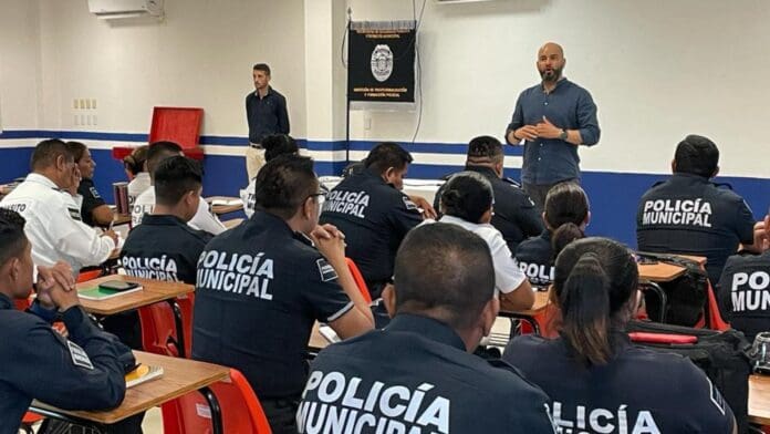 Ya se aprobó el presupuesto para el grupo antiextorsión de Playa del Carmen. Los policías se capacitarán en Colombia.