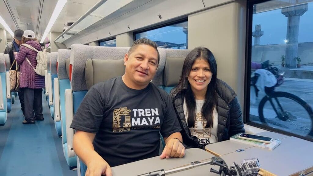 Arranca primer viaje con turistas en el Tren Maya