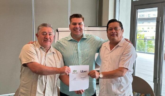 Luego de todas las agresiones y diferencias, Uber ha firmado un acuerdo con los taxistas de Cancún, que se integran a la plataforma.