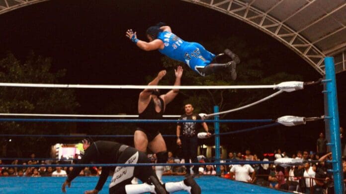 Espectacular cierre de año del programa “Lucha Libre en tu Colonia” en Solidaridad