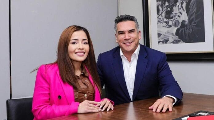 Una senadora que había sido acusada de no pagar la renta, ha dejado a Morena y se ha sumado al PRI. ¿Qué tal?