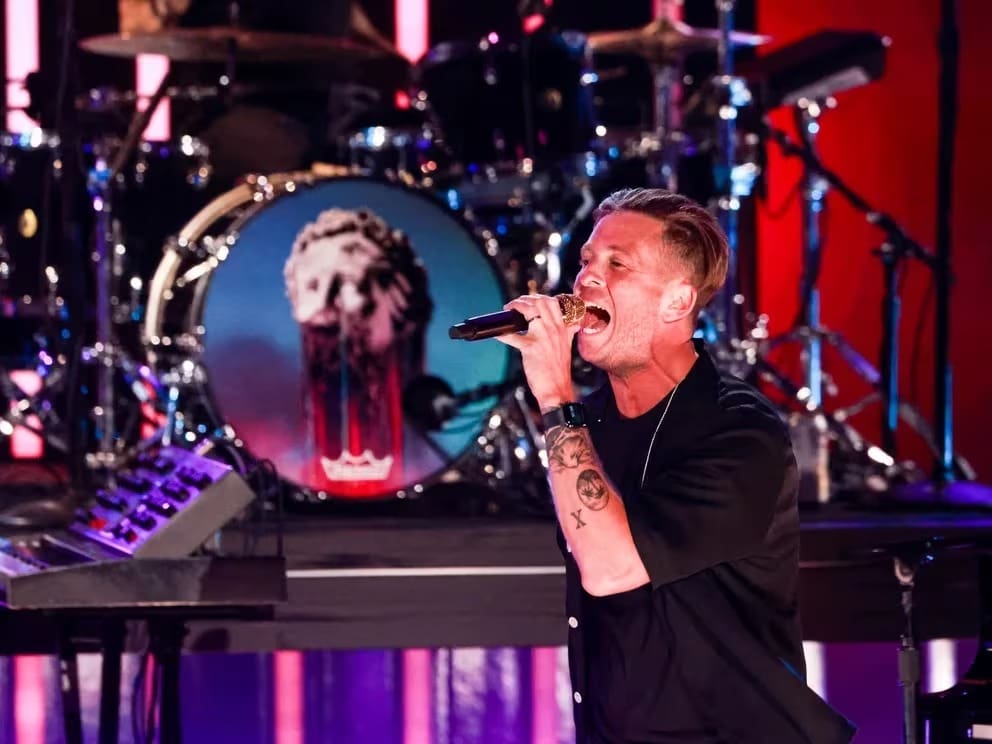 Jack Black apareció por sorpresa en el show de Jonas Brothers para interpretar su famoso tema de “Super Mario Bros”