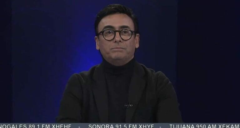 Adal Ramones manifestó su simpatía por Xóchitl Gálvez y le echó porras, lo que le trajo muchas críticas de los seguidores de la 4T.