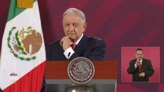 AMLO anunció que el analista Alfredo Jalife quedó en libertad luego de ser detenido por haber sido acusado de difamación.