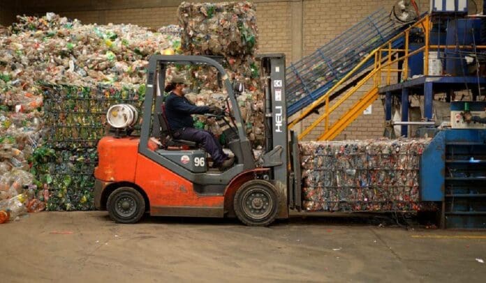 Se superan expectativas: Grandes avances en los compromisos para manejo de residuos plásticos