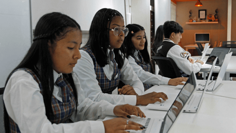 Informe PISA 2022: México tiene el peor rendimiento en matemáticas, ciencia y lectura