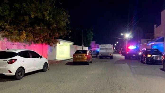 Fallece un alumno dentro de una escuela secundaria en Cancún luego de sufrir una caída