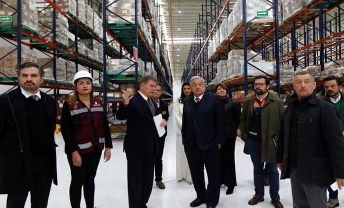 AMLO inaugura Megafarmacia; comienza a convertirse en realidad el sueño del acceso universal a la salud