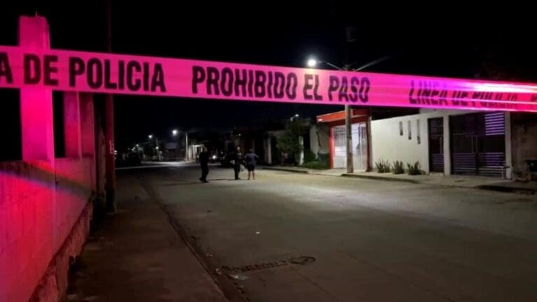 Sujetos disparan contra una vivienda y un vehículo en la 228 de Cancún