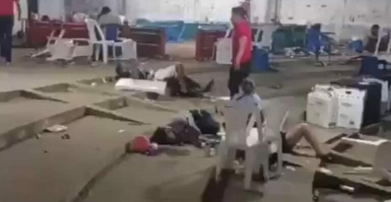 Sigue la violencia en el estado de Guerrero. Este sábado un ataque armado en un palenque dejó cinco fallecidos.