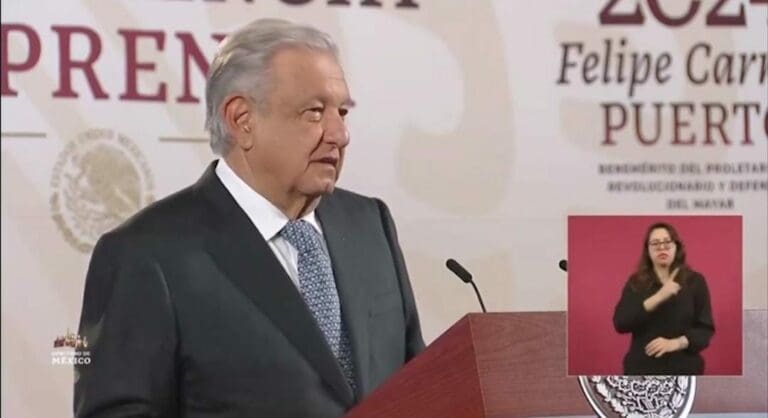 Tras la polémica generada, AMLO se disculpó por llamar hombre vestido de mujer a una diputada trans de Morena.