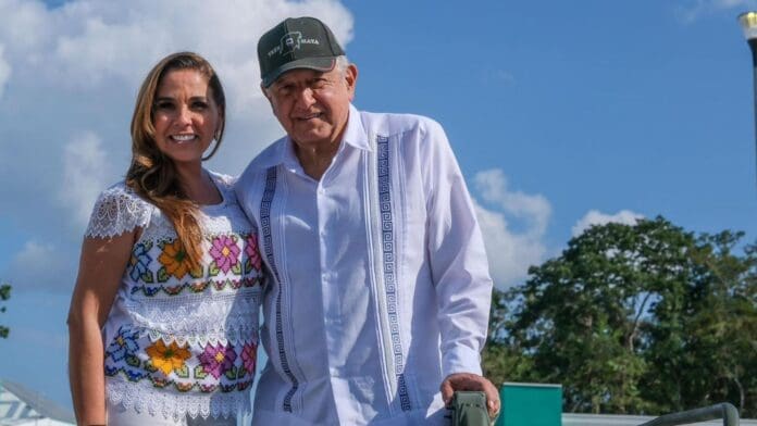 Acompaña Mara Lezama al presidente López Obrador en supervisión de avances del Tren Maya