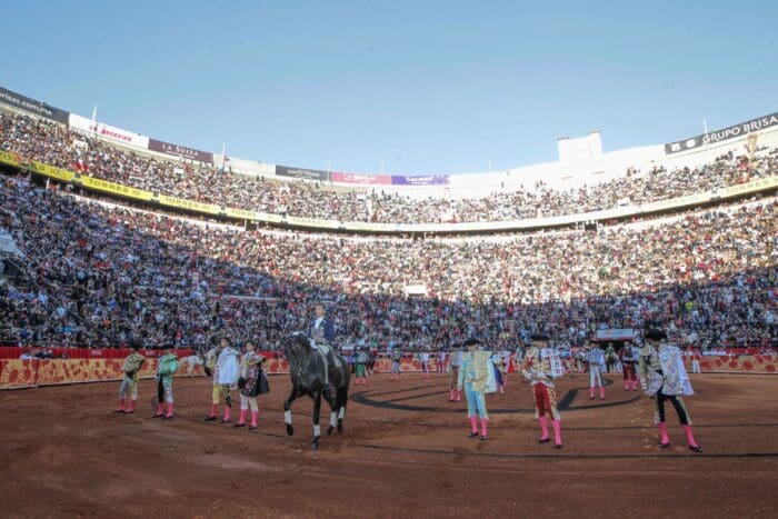 Presentan cartelera de corridas en la Plaza de Toros México