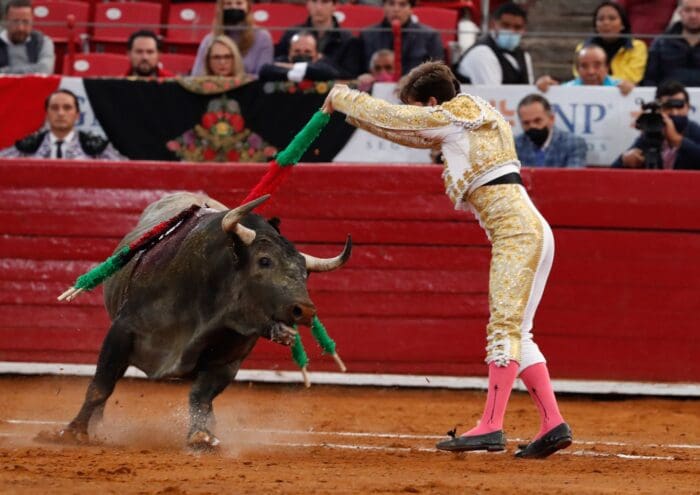 Presentan cartelera de corridas en la Plaza de Toros México