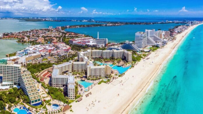 Gobierno estatal y el municipio se harán cargo de la Zona Hotelera de Cancún tras salida de Fonatur