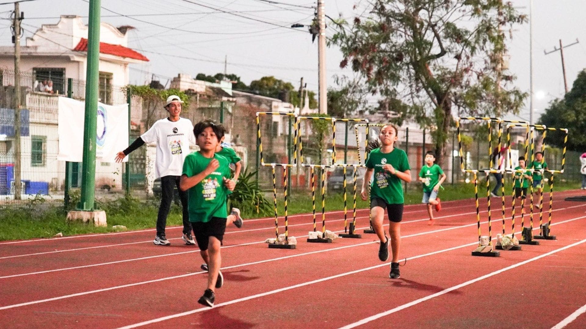 ¡Éxito en la primera edición de la “Carrera Kids por el Agua” en Cancún!