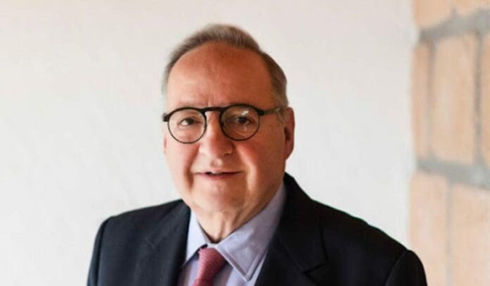 Ha fallecido a los 71 años el político y exfuncionario Jesús Reyes Heroles. Fue director de Pemex y embajador en EU.