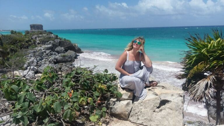 Tulum conecta a mujeres viajeras con mujeres guías locales de la mano de Greether para disfrutar el destino de forma segura