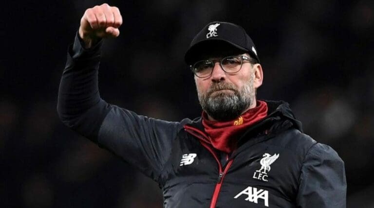 El entrenador alemán Jürgen Klopp anunció que dejará al Liverpool de la Premier League al final de la temporada.