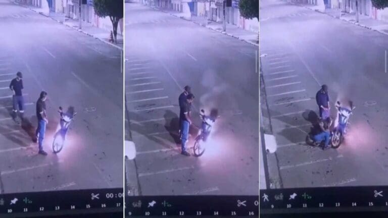 Hombres intentaron apagar incendio de motocicleta con su propia orina