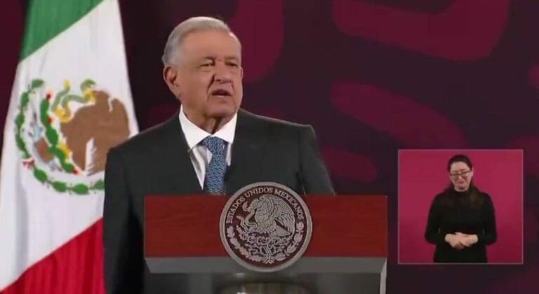Como calumnias, calificó AMLO las acusaciones de que el crimen organizado financió una de sus campañas presidenciales.