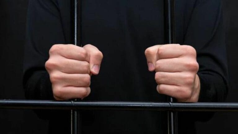 Arrestan a cuatro mexicanos por tiroteo en Indonesia