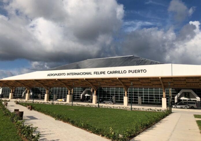 Salir por tierra del aeropuerto de Tulum es más caro que algunos vuelos a Europa, denuncian algunos empresarios.