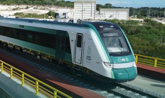 El presidente de la república y la gobernadora van a inaugurar el tramo del Tren Maya que va de Cancún a Playa del Carmen.