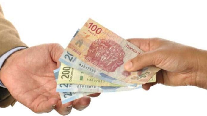 Denuncian a extranjero por presunto fraude y violencia económica contra su expareja