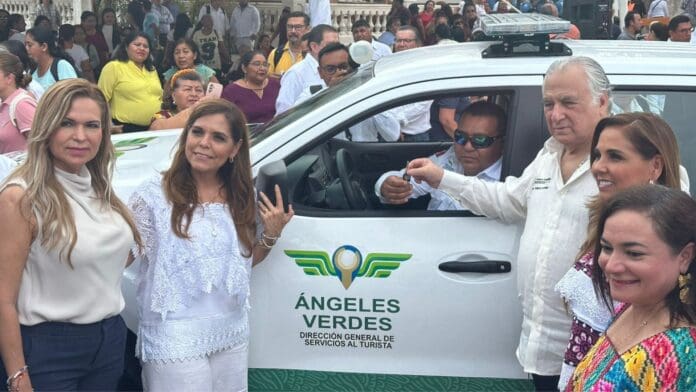 Garantizan bienestar de visitantes en carreteras