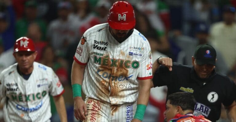 Panamá deja en el terreno a México