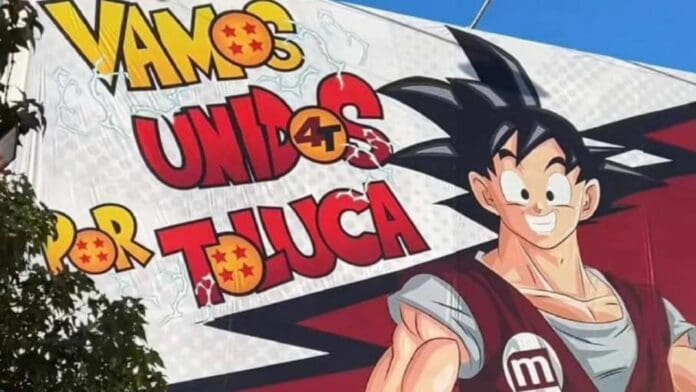 Video: Captan a Goku apoyando a Morena y la 4T en Toluca