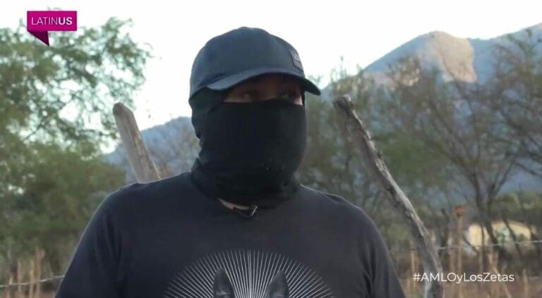 Según un exintegrante de Los Zetas, ese grupo criminal le dio dinero a AMLO para su campaña presidencial de 2006.