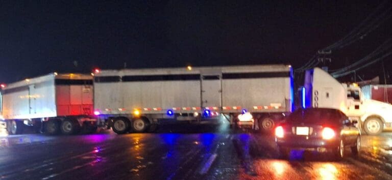 Reportan enfrentamientos y bloqueos en Jalisco