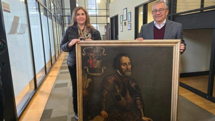 Descendiente de Hernán Cortés dona retrato del conquistador español al gobierno mexicano