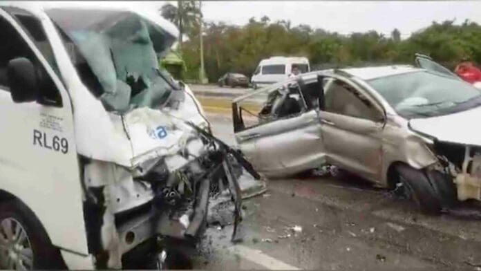 Tráfico de visas al descubierto tras accidente en Playa del Carmen