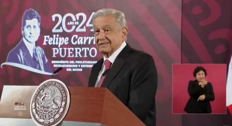 AMLO dio a conocer que el New York Times investiga presuntos pagos del crimen organizado a su equipo en la campaña de 2018.