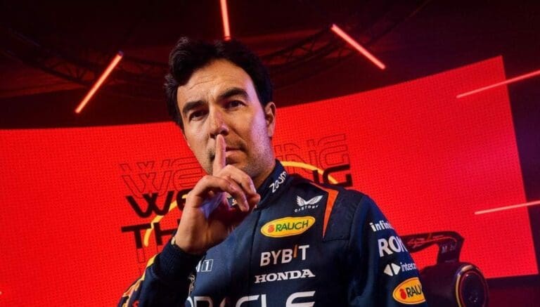 Pese a que se le incendió el auto, “Checo” Pérez fue más rápido que Max Verstappen